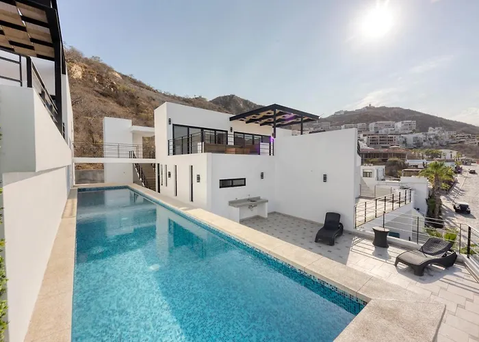 Pedregal Towers *